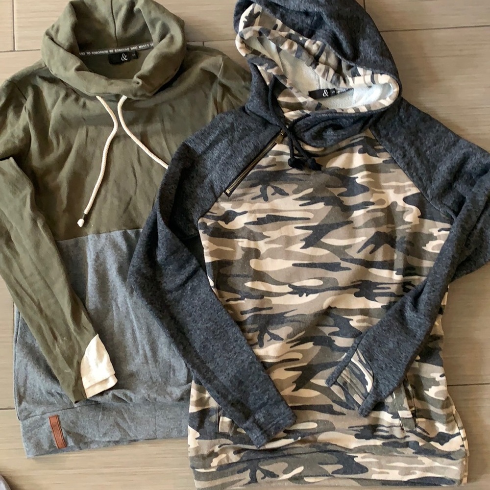 LOT of 2 hoodies
